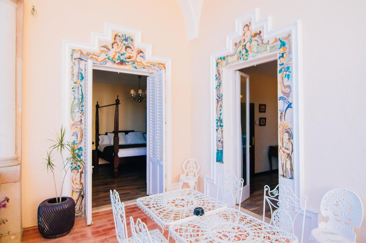 Hotel Roger De Flor By Seleqtta Lloret de Mar Bagian luar foto