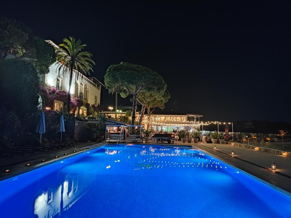 Hotel Roger De Flor By Seleqtta Lloret de Mar Bagian luar foto