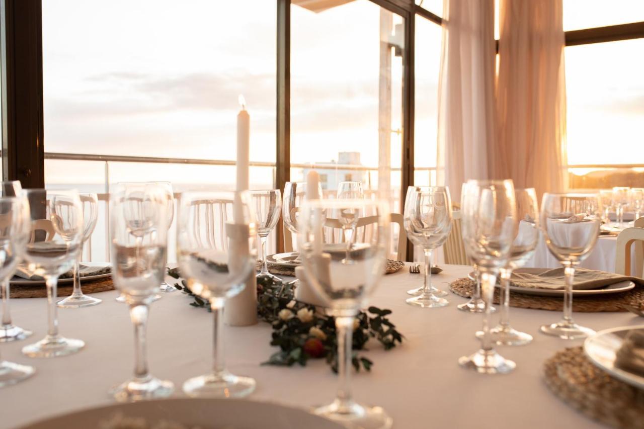 Hotel Roger De Flor By Seleqtta Lloret de Mar Bagian luar foto