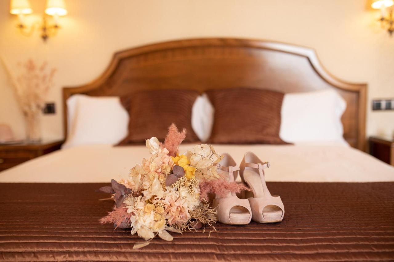 Hotel Roger De Flor By Seleqtta Lloret de Mar Bagian luar foto
