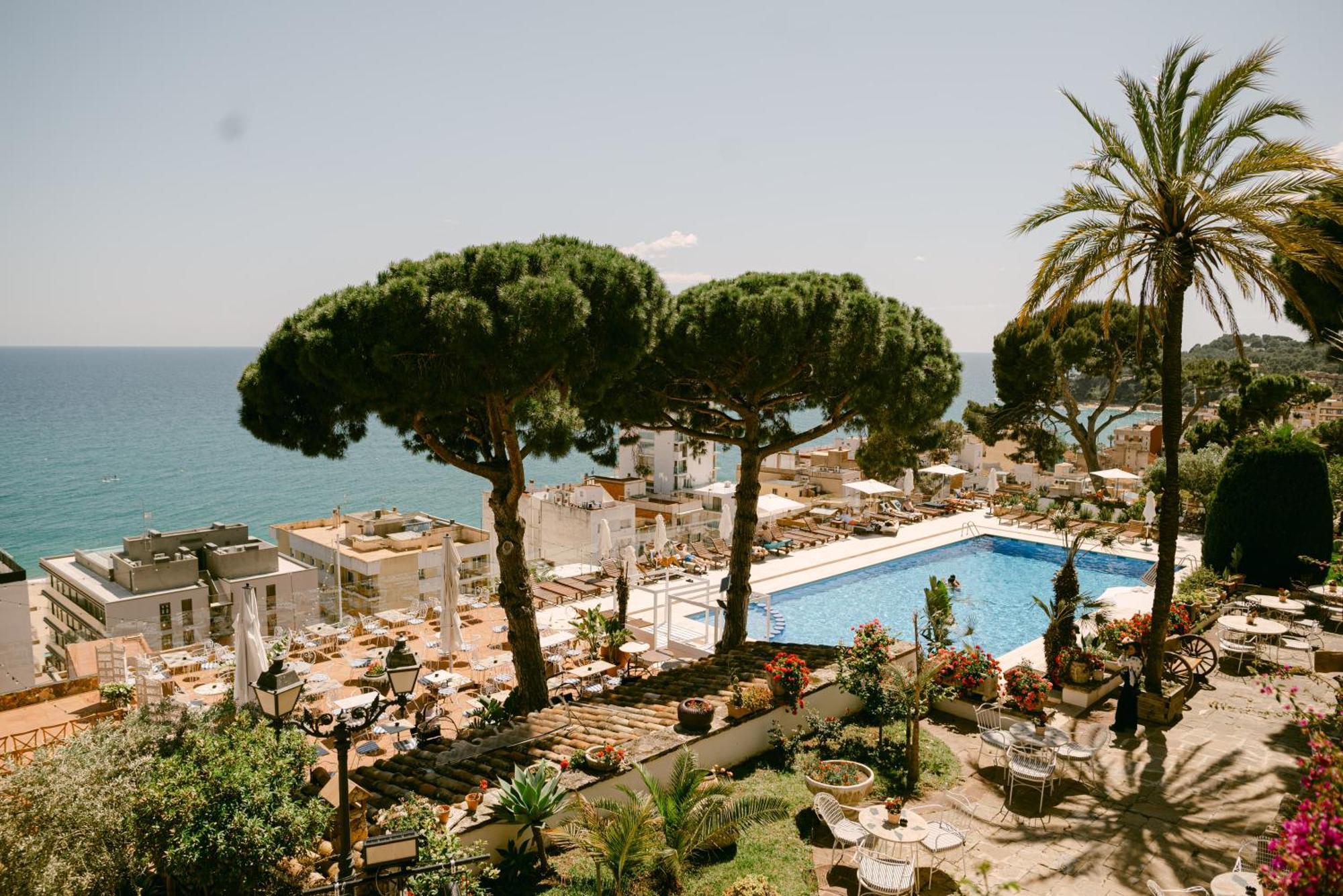 Hotel Roger De Flor By Seleqtta Lloret de Mar Bagian luar foto